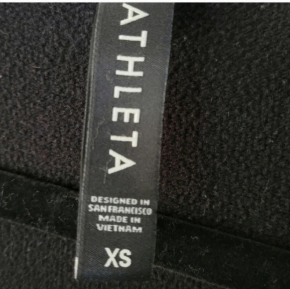 ATHLETA Purana Drape Black Longsleeve Pullover Hoodie Top Size XS - Picture 5 of 7
